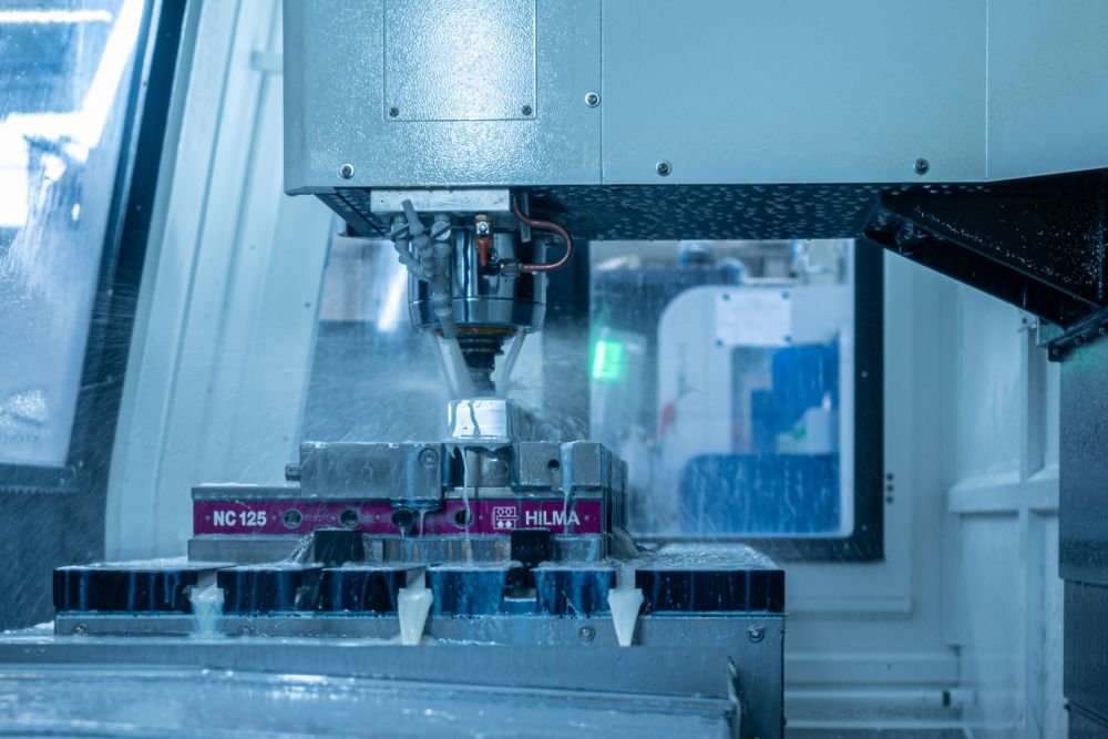 CNC-Fräsen & CNC-Drehen